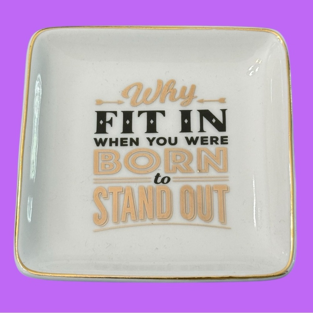 NWT White Ceramic Trinket/Keys/Jewelry Dish With Gold & Black - Why Fit In